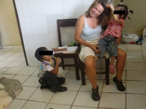 Annett mit zwei von ihren Schützlingen